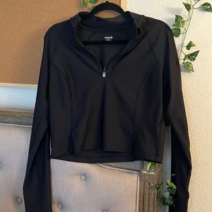 Black old navy active long sleeve top (dupe for Lululemon align!!) size large